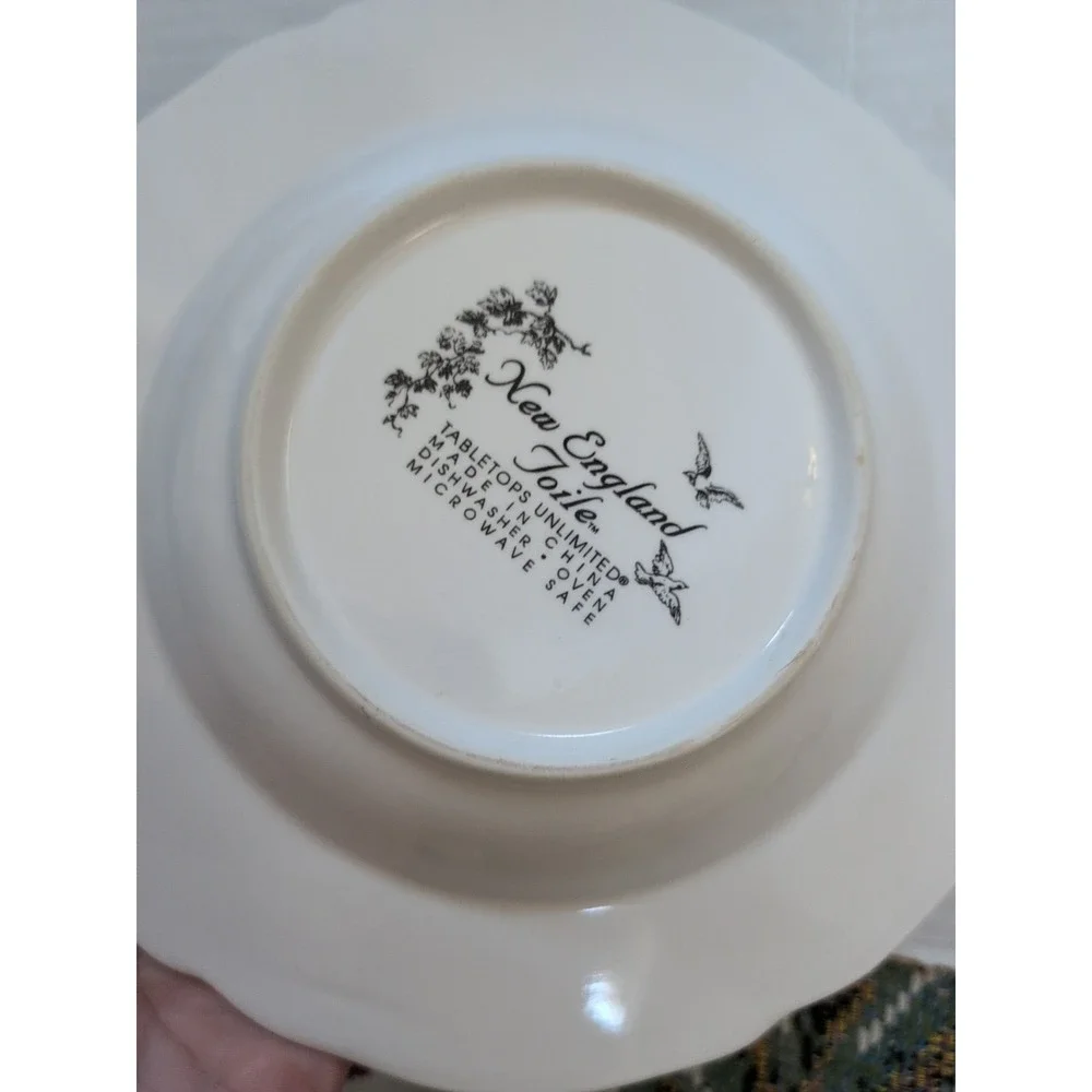 New‎ England Toile Tabletops Unlimited Set of 5 Soup Bowls & 4 Dinner Plates Lot